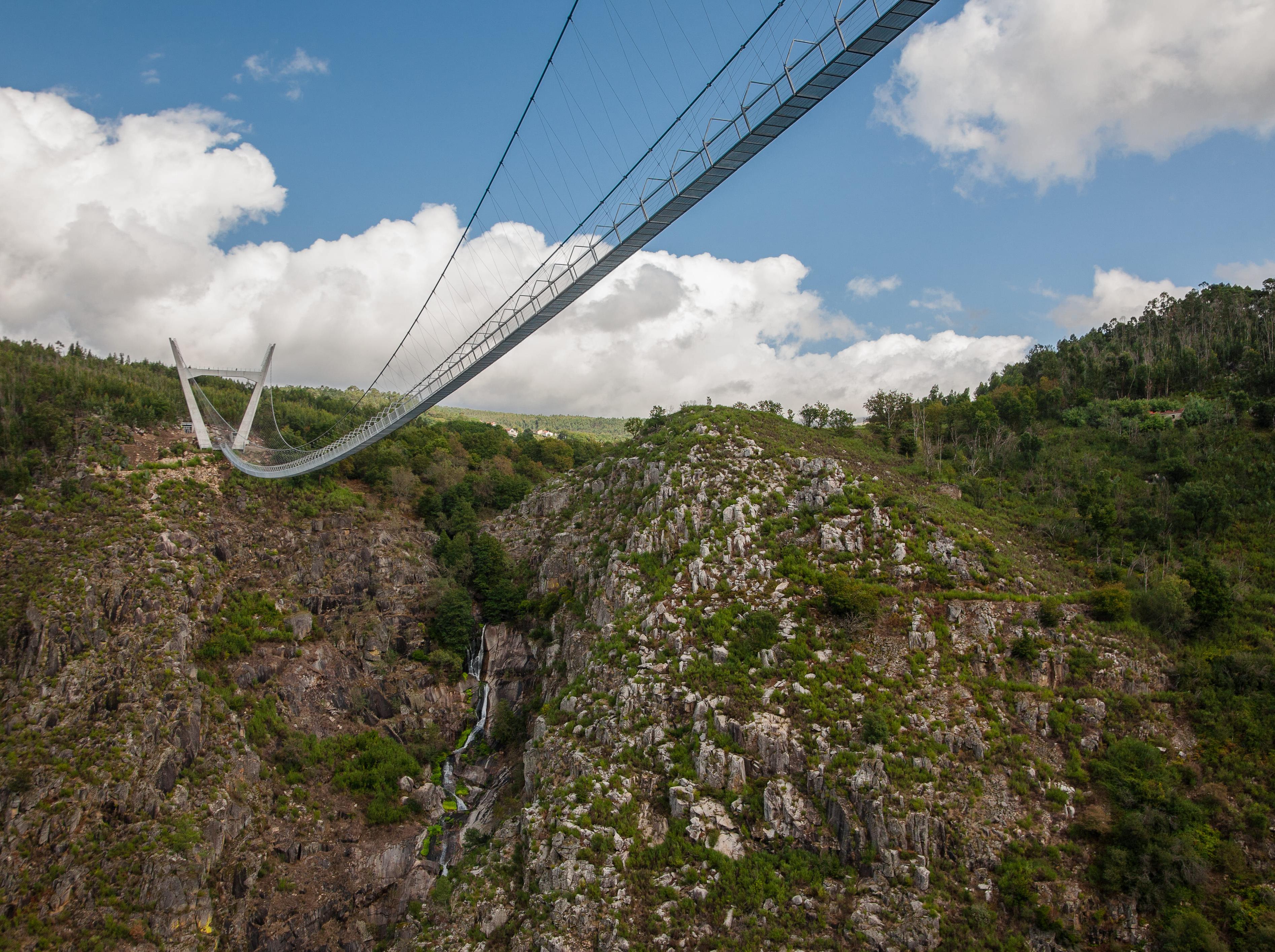 Fußgänger-Hängebrücke 516 Arouca in Portugal 