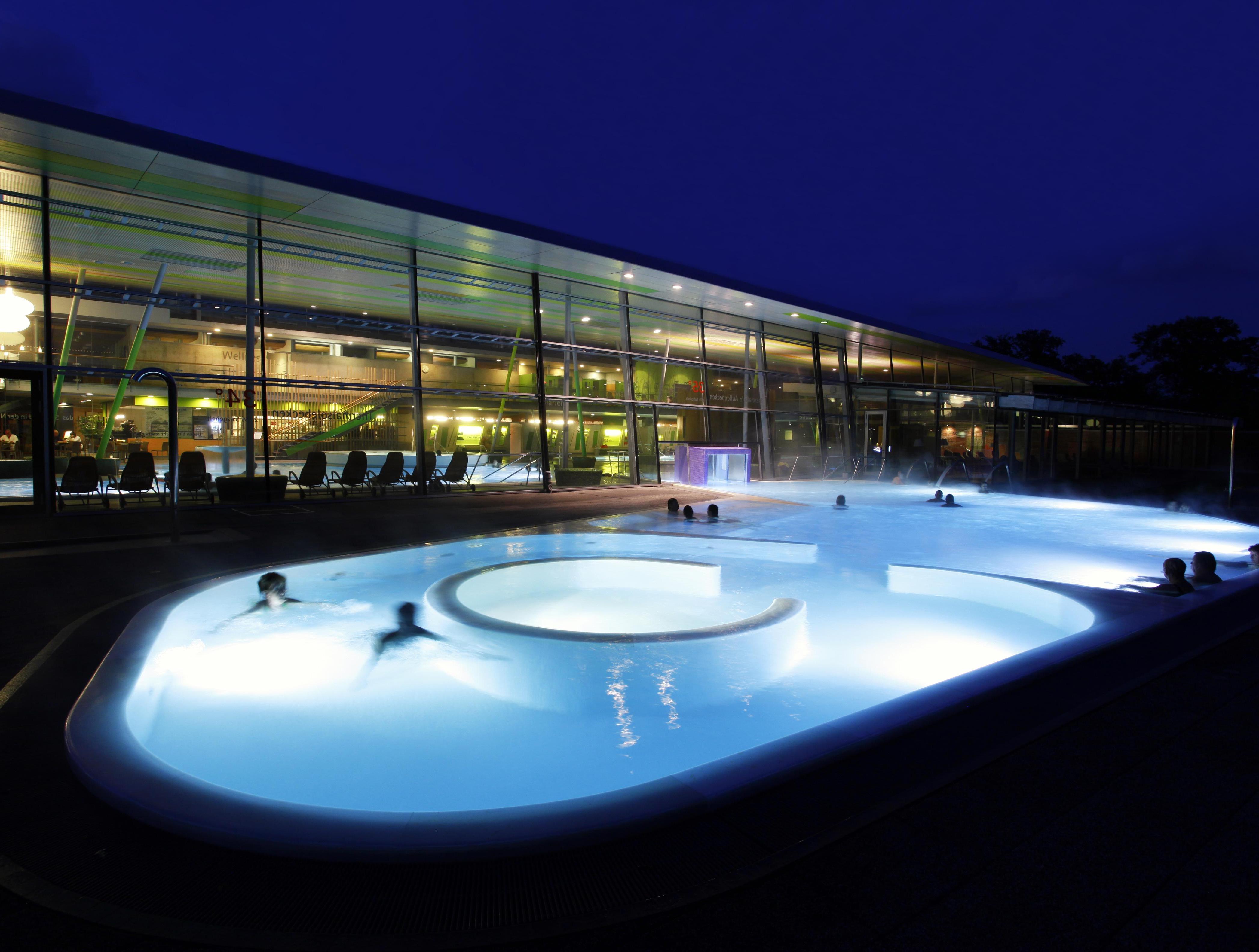 Spreewald/Lausitz: Spreewald Therme in Burg