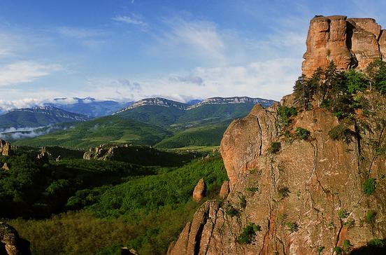 Belogradchischki Skali