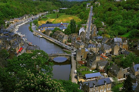 Dinan