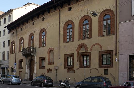 Casa Fontana-Silvestri