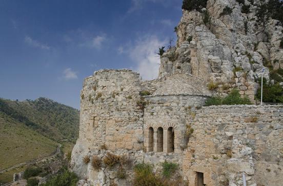 Aziz Hilaryon kalesi