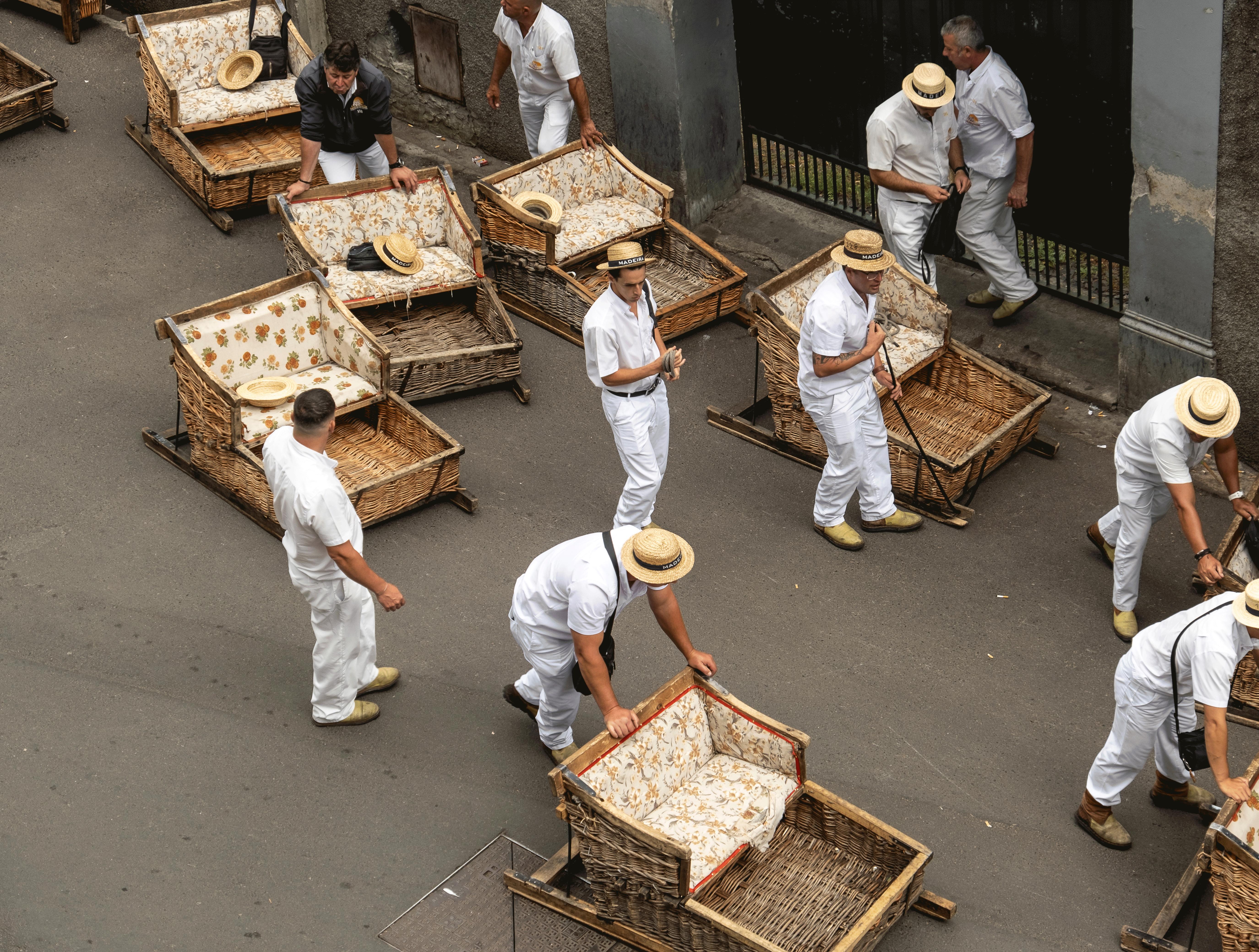 Korbschlittenfahrt auf Madeira