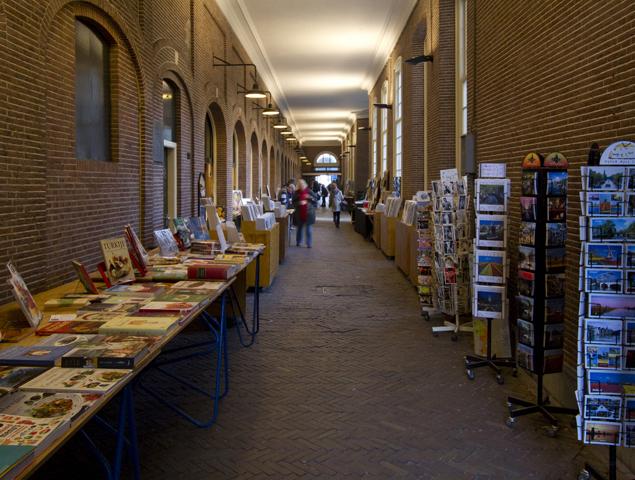 Boekenmarkt Oudemanhuispoort