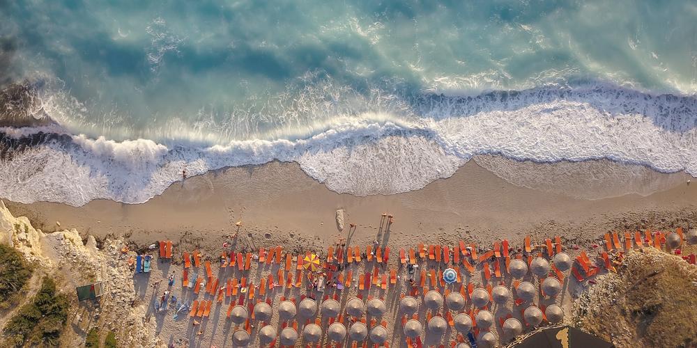 An der Albanischen Riviera plantschen