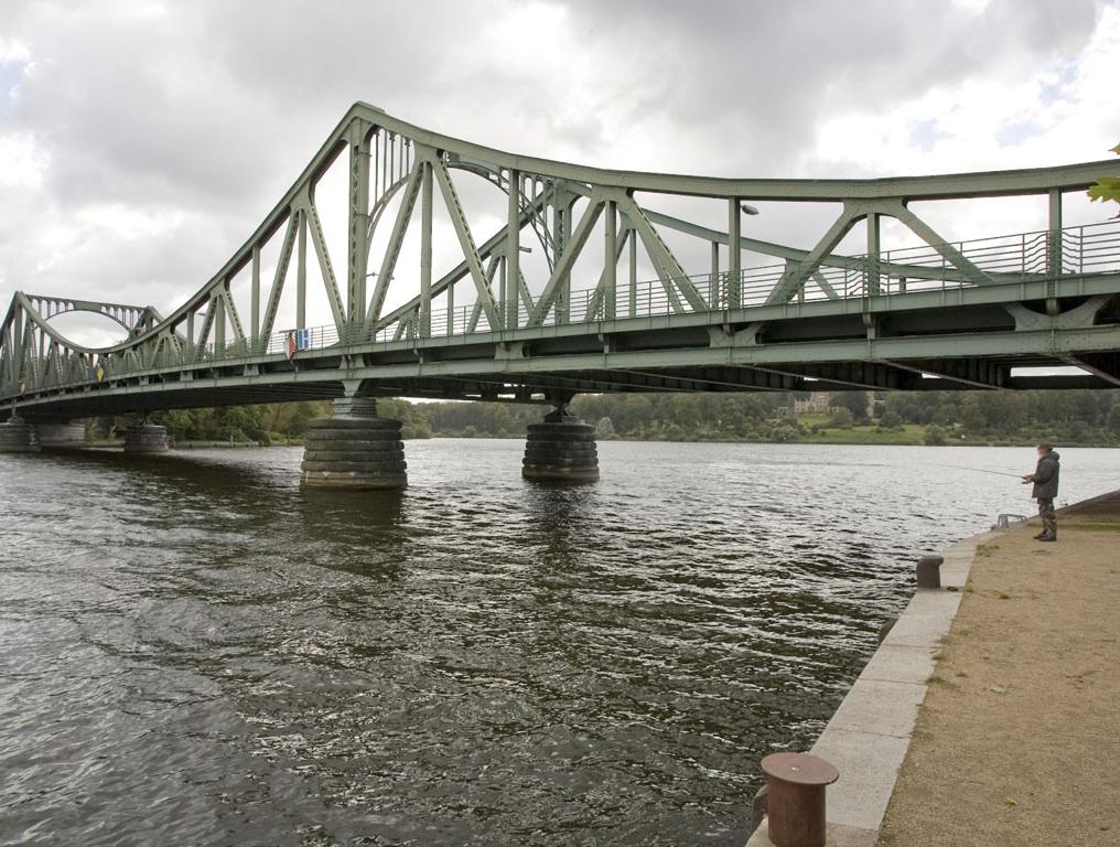 Glienicker Brücke