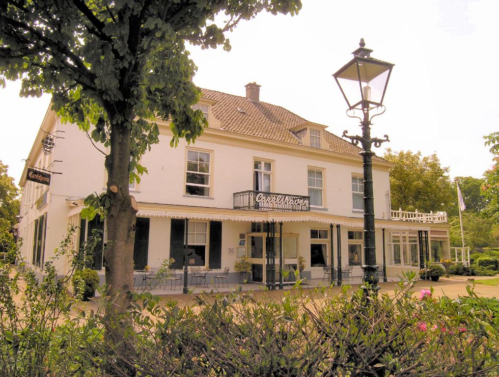 Carelshaven Restaurant & Hotel