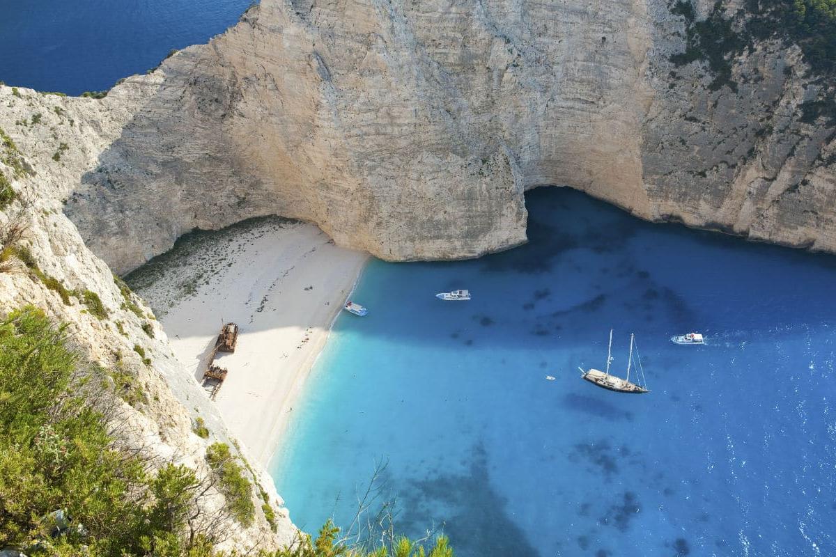 Der griechische Strand Navagio auf Zakynthos