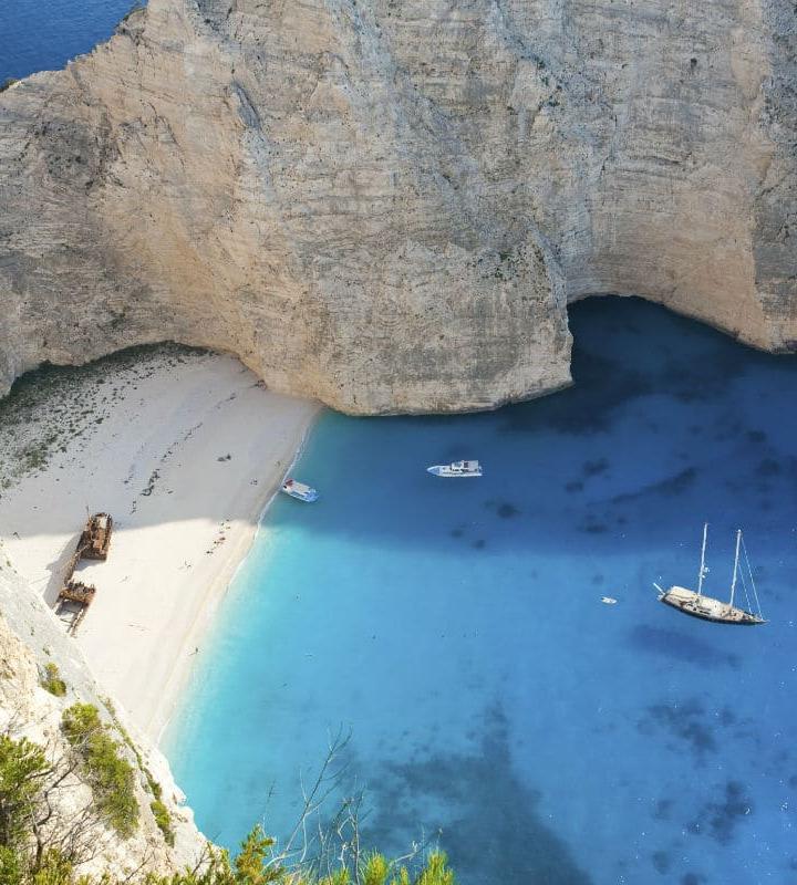 Der griechische Strand Navagio auf Zakynthos
