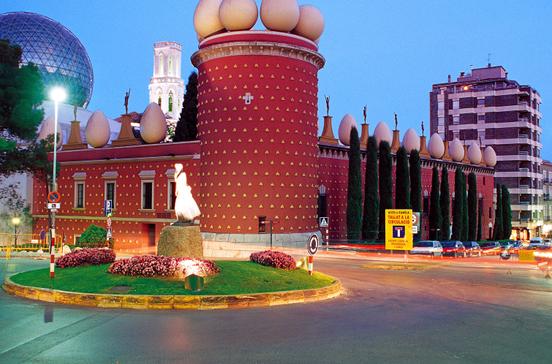 Teatre-Museo Dalí Teatre-Museo Dalí