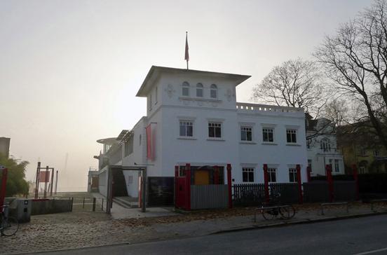 Le Canard Nouveau Le Canard Nouveau