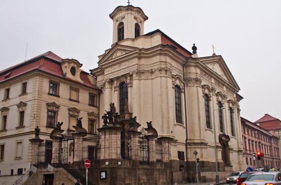 Památník Hrdinů Památník Hrdinů