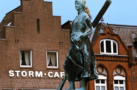 Tine-Brunnen Tine-Brunnen