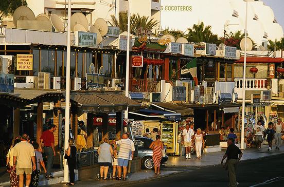 Avenida de las Playas Avenida de las Playas