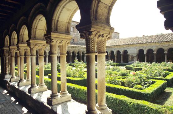 Monasterio de Santa María la Real de Las Huelgas Monasterio de Santa María la Real de Las Huelgas