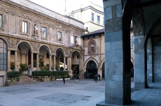 Piazza Mercanti Piazza Mercanti