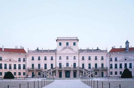 Esterházy-Kastélymúzeum Esterházy-Kastélymúzeum