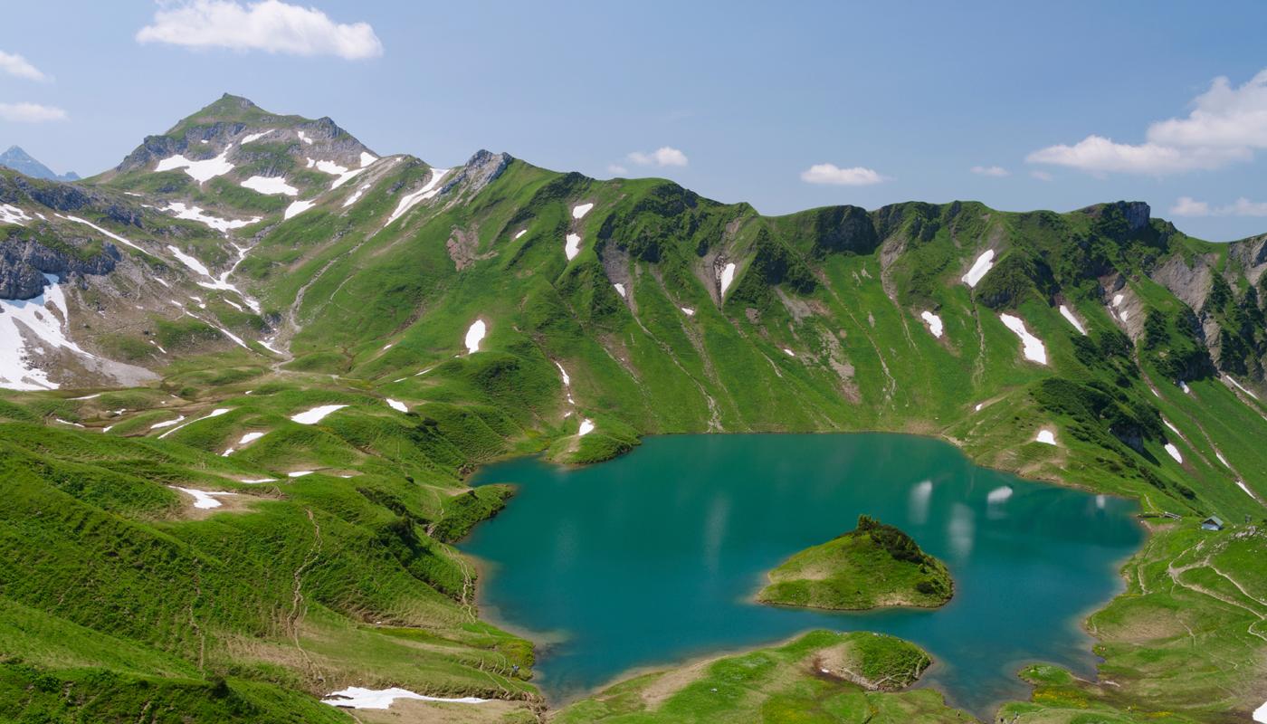 Der Schrecksee ist der einzige Alpensee mit einer echten Insel