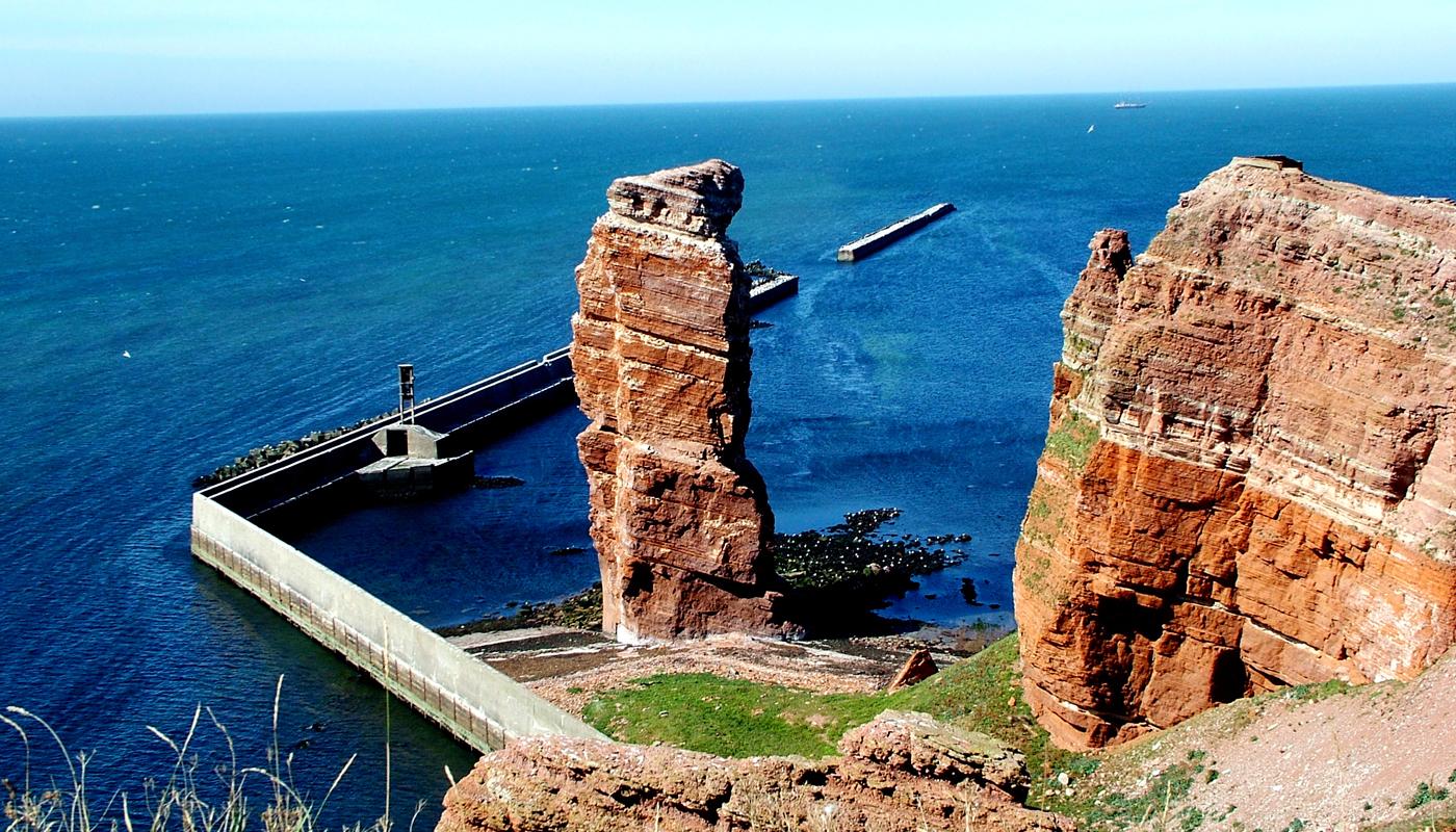 Die Felsnadel „Lange Anna“ ist das Wahrzeichen der Insel Helogland