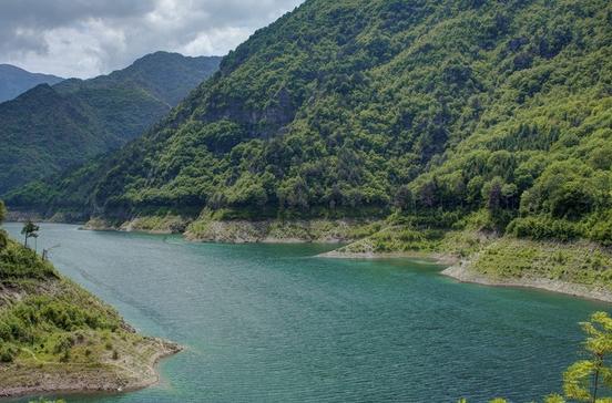 Lago di Valvestino Lago di Valvestino