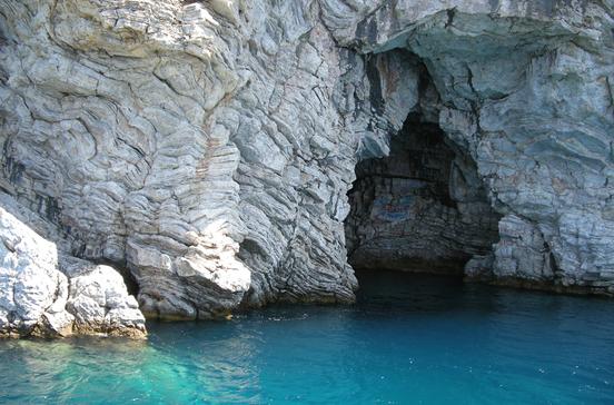 Fosforlu Mağarası Fosforlu Mağarası