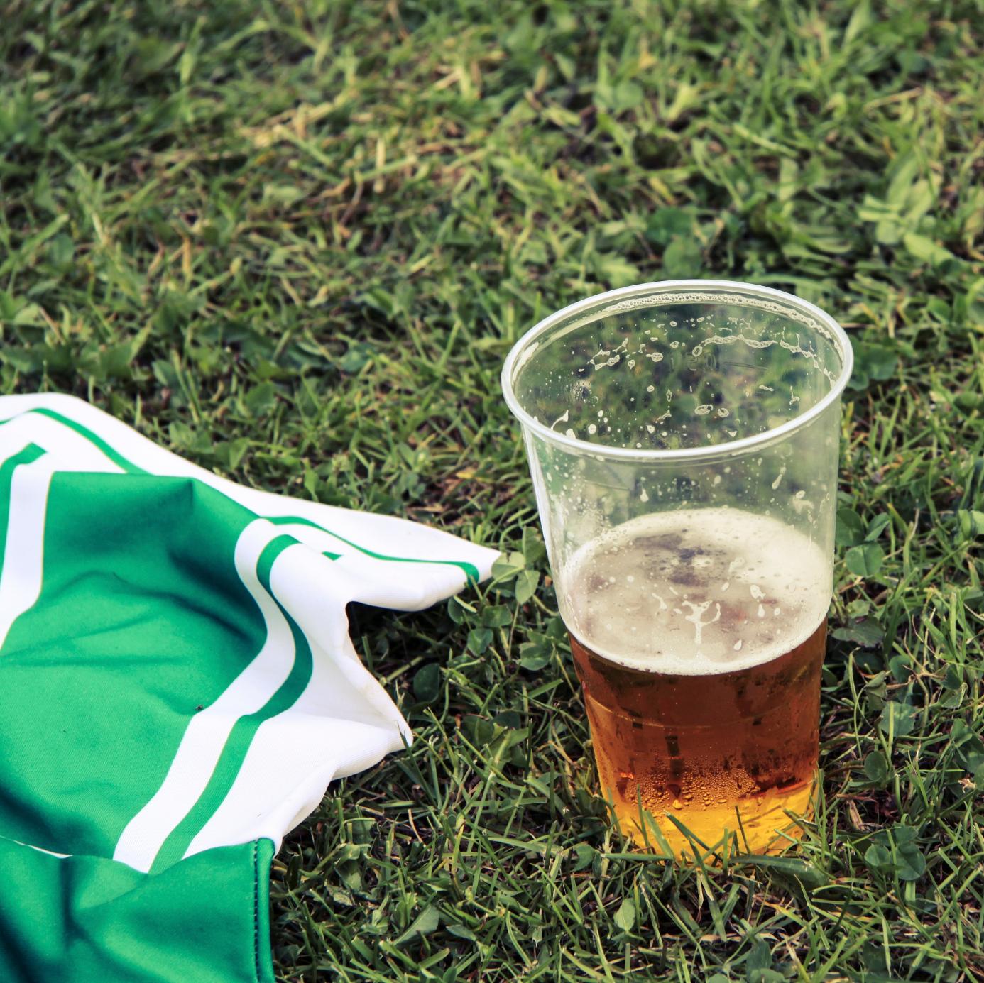 In der U-Bahn ein Bierchen trinken