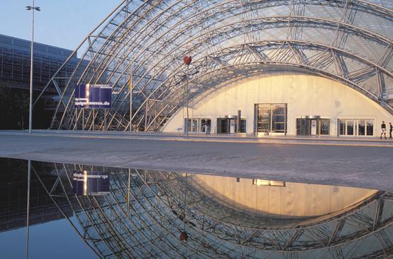 Neue Messe Neue Messe