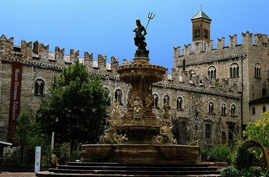 Fontana del Nettuno Fontana del Nettuno
