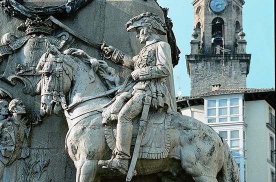 Plaza de la Virgén Blanca Plaza de la Virgén Blanca