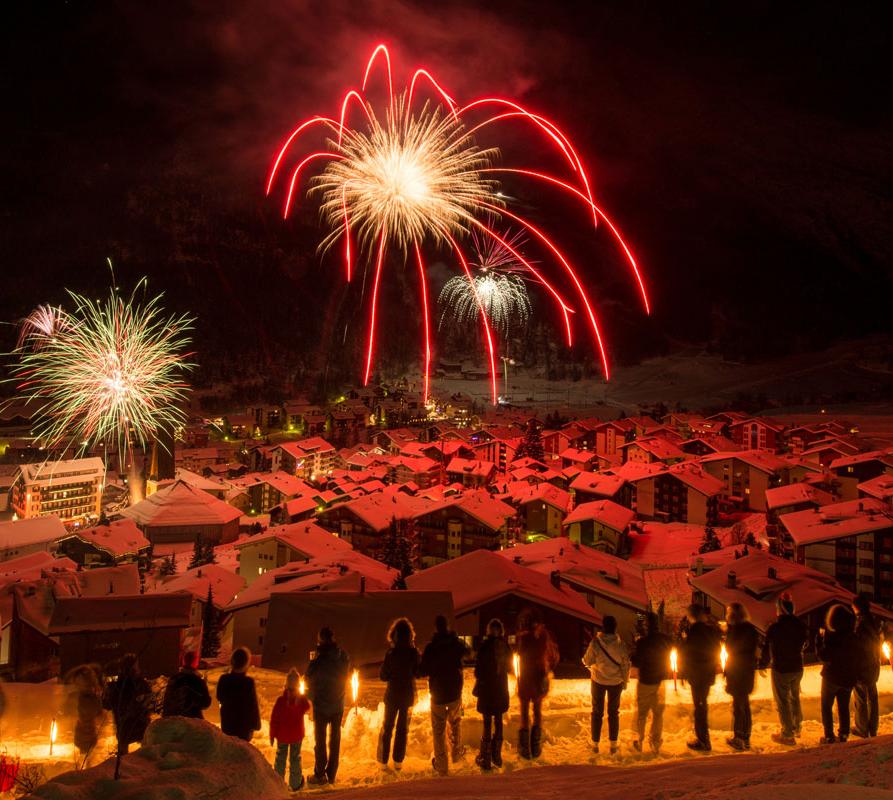 Hüttengaudi mit tollem Ausblick: Schweizer Alpen