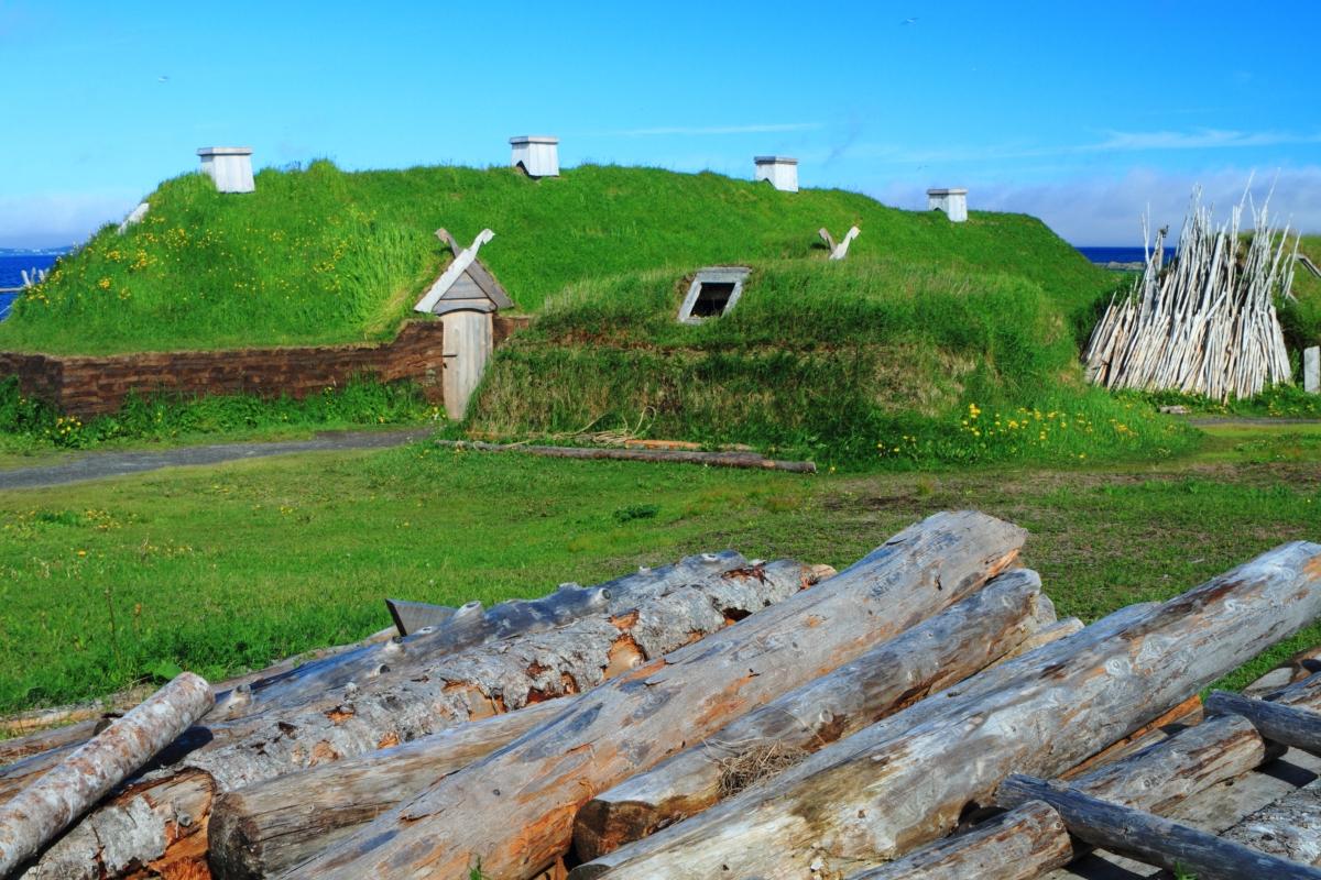 Erste Welterbestätten: L'Anse aux Meadows und Nahanni National Park Reserve 