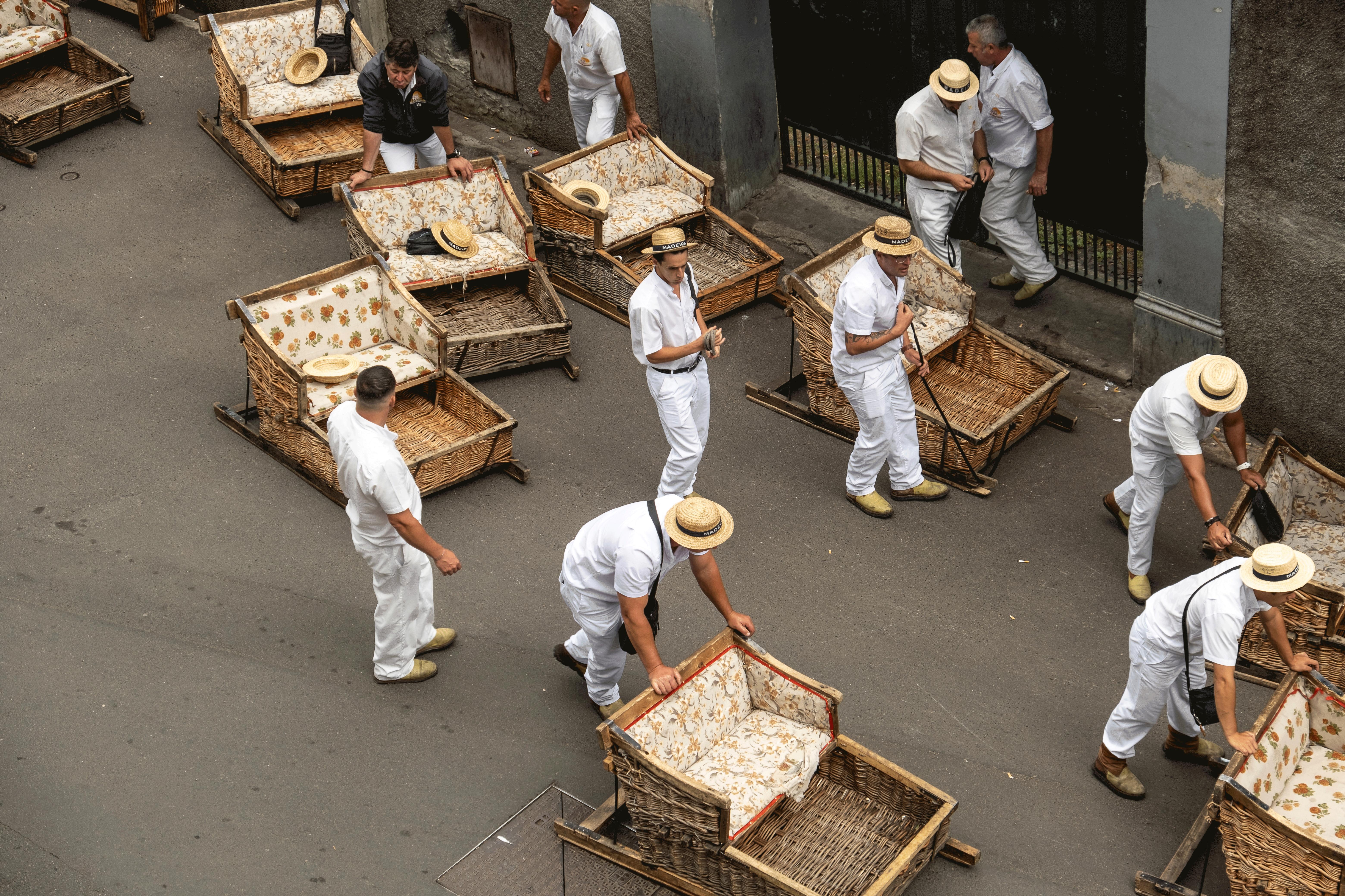 Korbschlittenfahrt auf Madeira