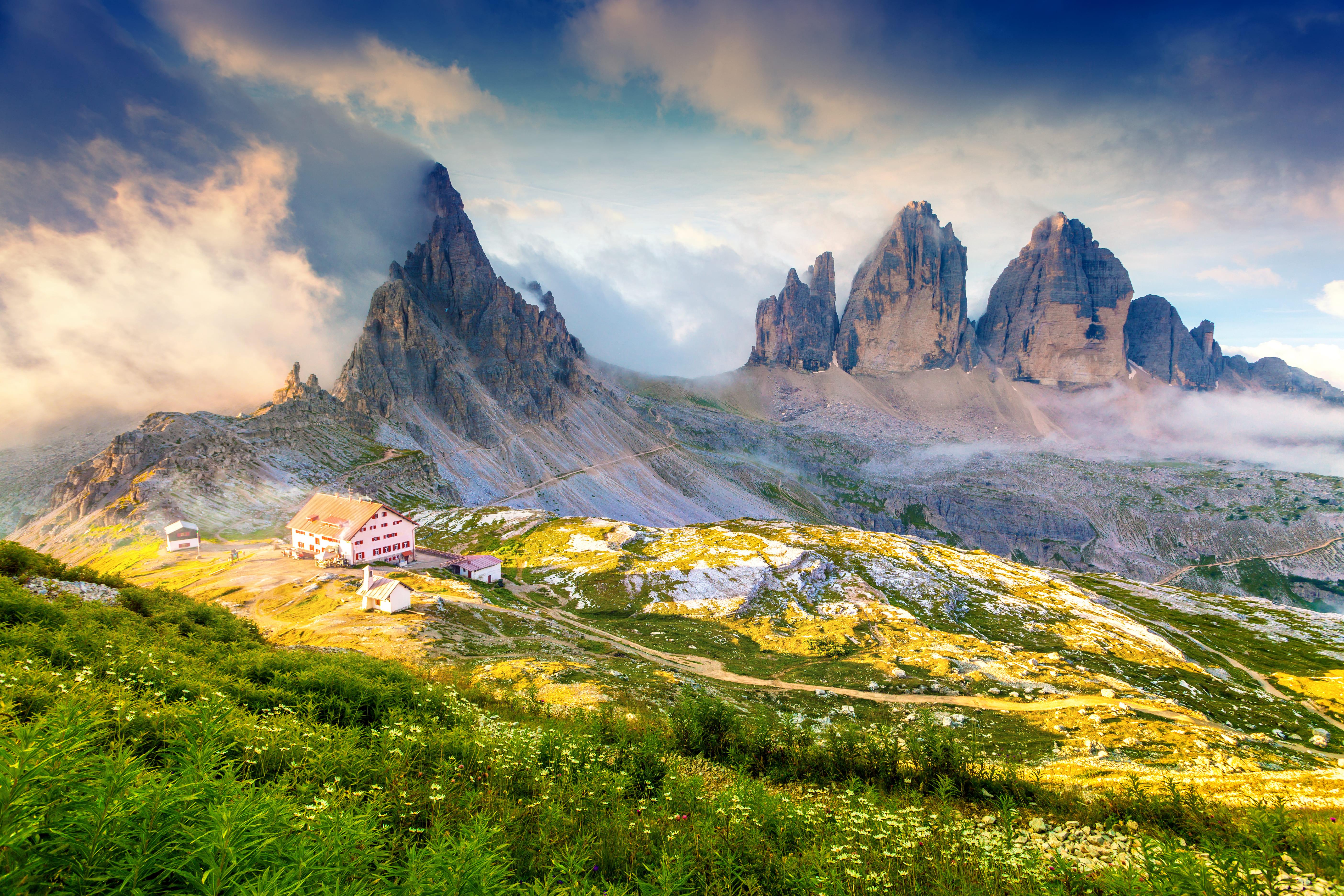 Drei Zinnen in den Dolomiten in Südtirol